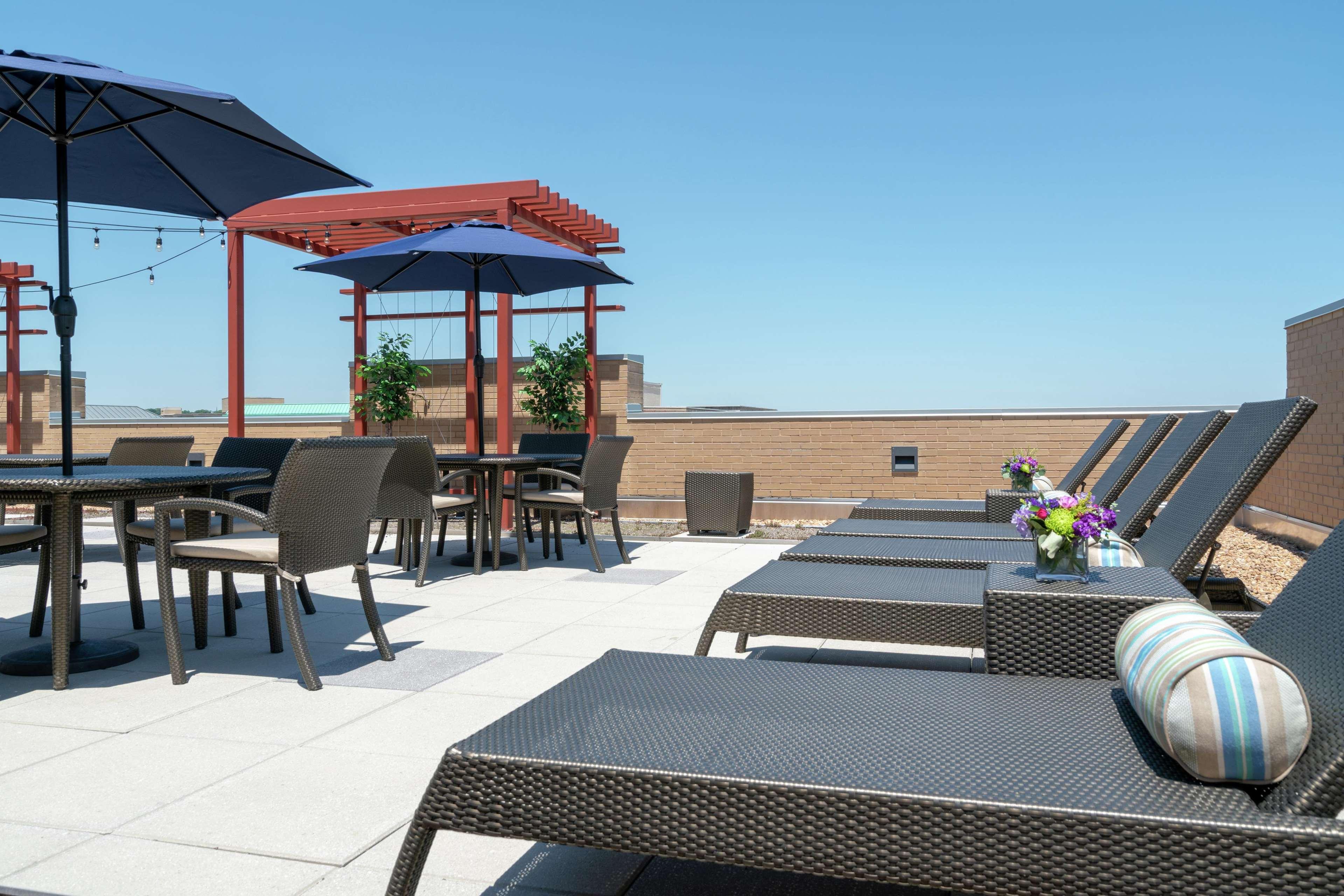 Hilton Garden Inn Alexandria Old Town National Harbor Exterior foto